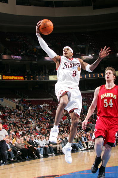 距降级区1分，记者：沃尔夫斯堡已决定解雇主帅西莫尼斯（记者曝沃尔夫斯堡已将主帅西莫尼斯下课，球队仅领先降级区1分）