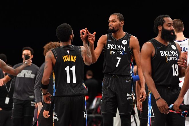 罗马诺：阿莫林坚持留下齐尔克泽；梅努向往租借加盟那不勒斯（罗马诺：阿莫林力保齐尔克泽；梅努愿租借赴那不勒斯）