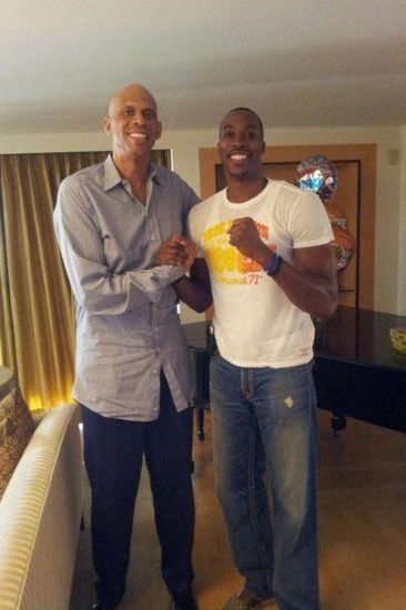 真大腿！克里斯28分钟高效轰下29分，带队惊险获胜（绝对核心！克里斯28分钟砍下29分，率队险胜）