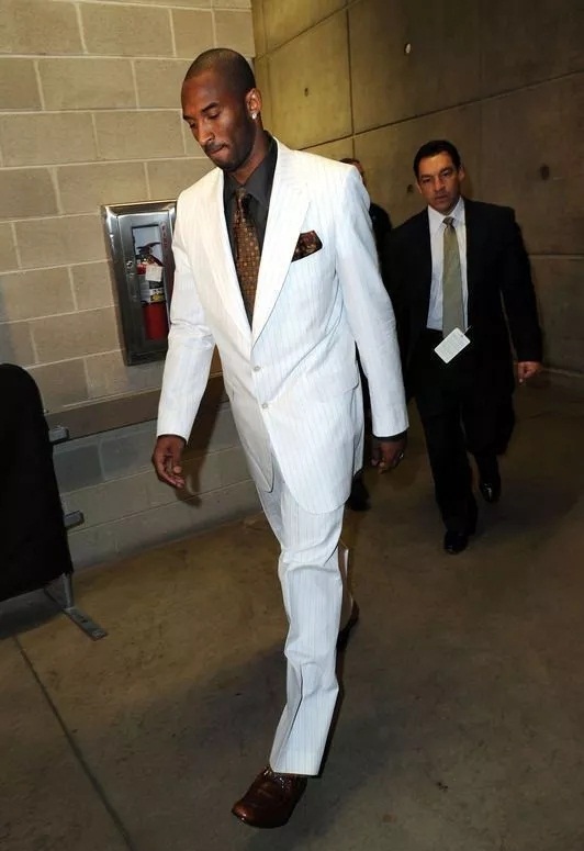 27天8场！阿森纳迎12月魔鬼赛程 捍卫英超欧冠双榜首（27天打8仗！阿森纳迎12月魔鬼周期 力保英超与欧冠双榜首）