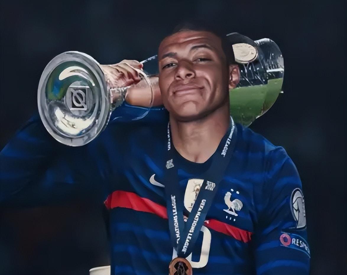 西甲前瞻：皇家奥维耶多近5轮不胜，巴列卡诺多线作战压力大（西甲看点：皇家奥维耶多五轮难求一胜，巴列卡诺多线作战承压）