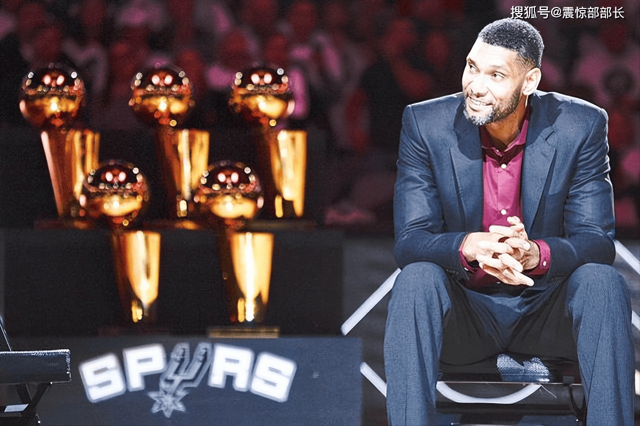 德甲强强对话引爆讨论（德甲豪门巅峰对决掀起热议）