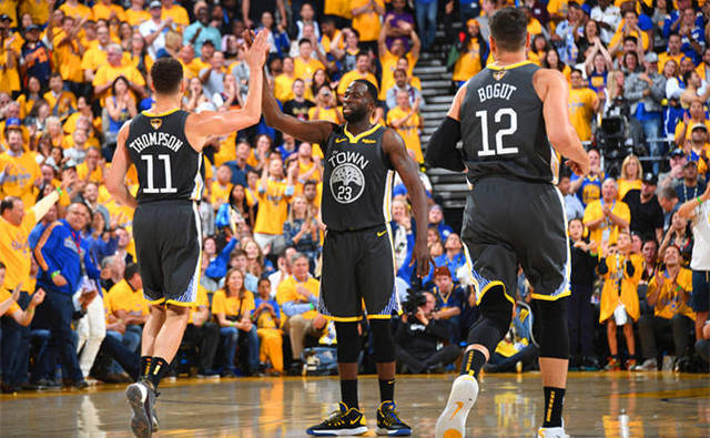 巴萨欧冠连续九场失球，追平最差零封纪录（巴萨欧冠已连续9场被破门，追平最差零封纪录）