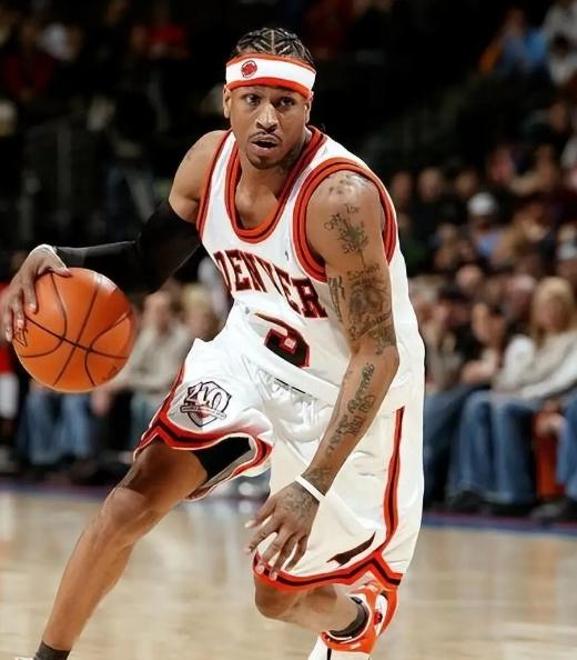 赖因德斯：米兰今年有机会争冠；未来是否会回归？回头见吧（赖因德斯：米兰本季有望冲冠；未来是否回归？拭目以待）