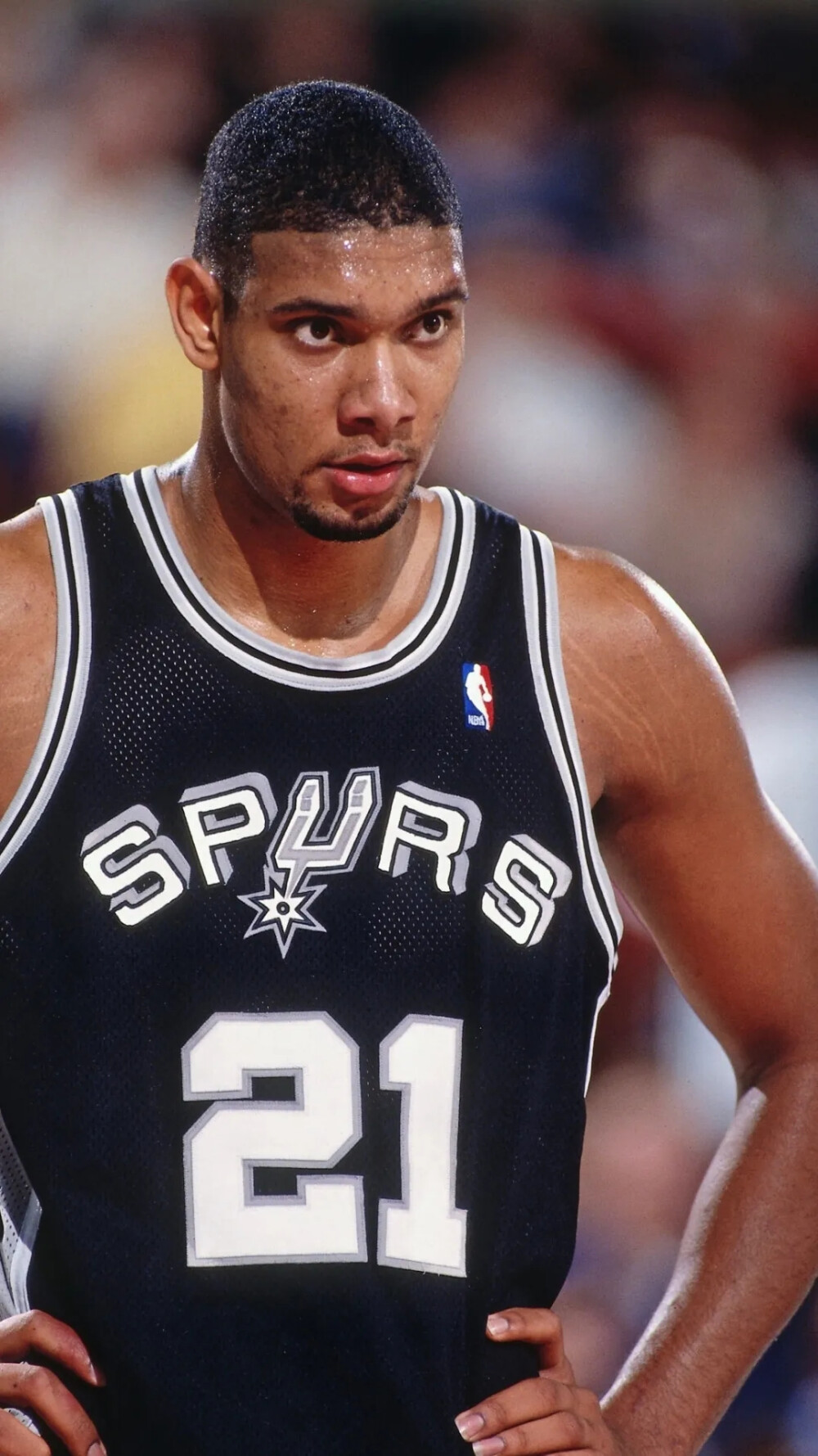 每体：对阵阿拉维斯，诺坎普的客队看台从南边换到了北边（每体：战阿拉维斯，诺坎普客队看台由南侧调整至北侧）