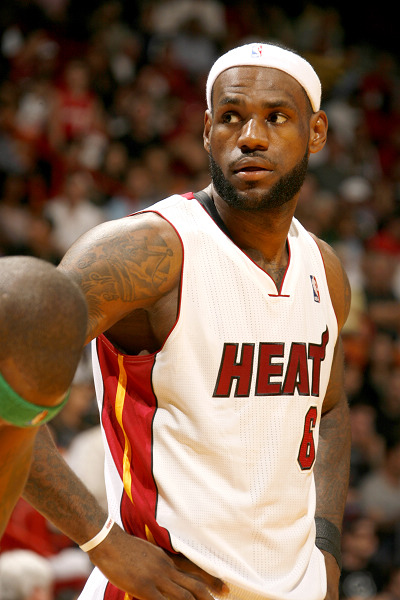 考察梯队小将，浙江队主帅卡内达现场观战浙江全运会比赛（浙江队主帅卡内达现身全运会赛场考察梯队新星）