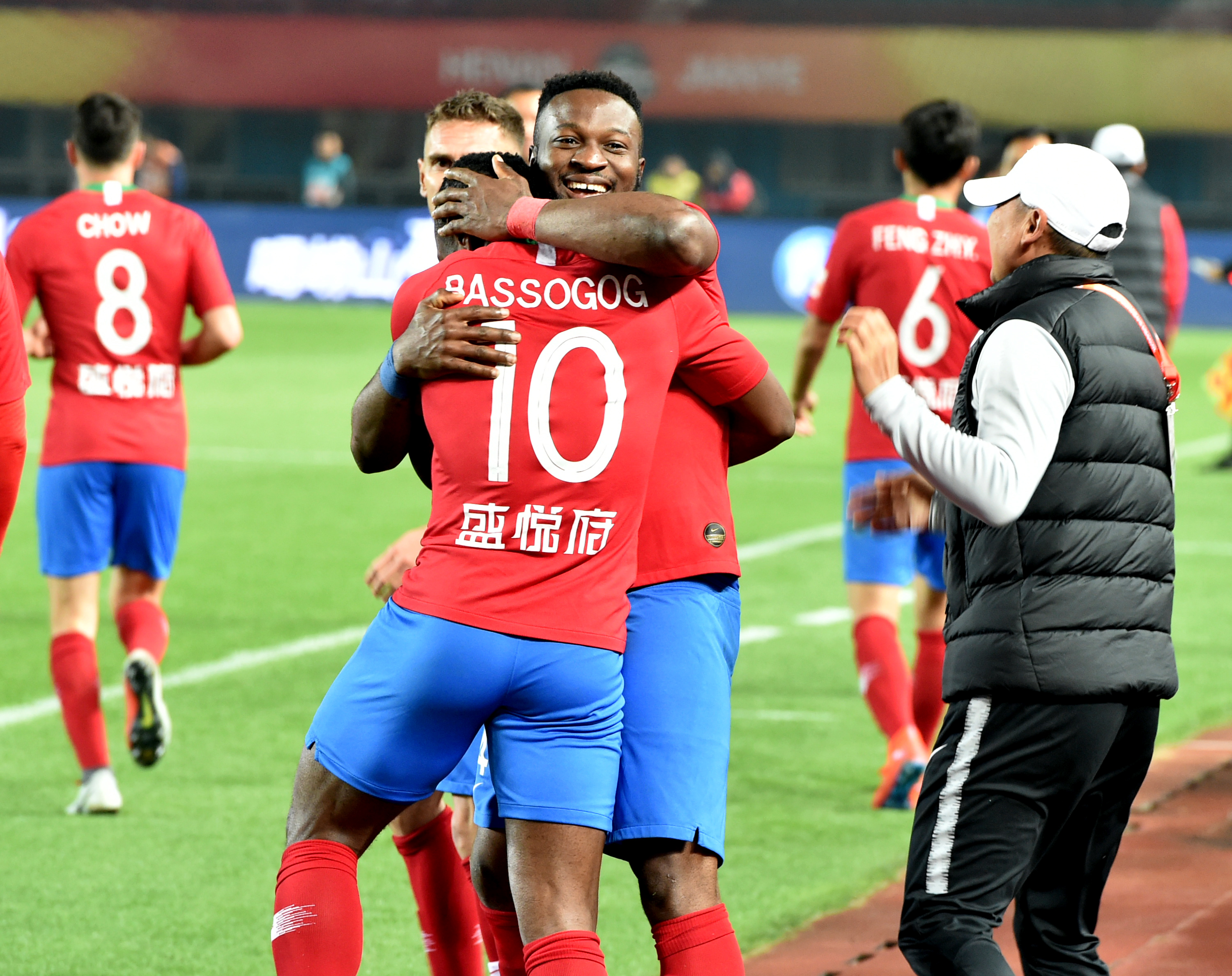 斯洛文尼亚足协官方：谢什科将因伤缺席本月国际比赛日的比赛（斯洛文尼亚足协官宣：谢什科因伤缺席本月国际比赛日）